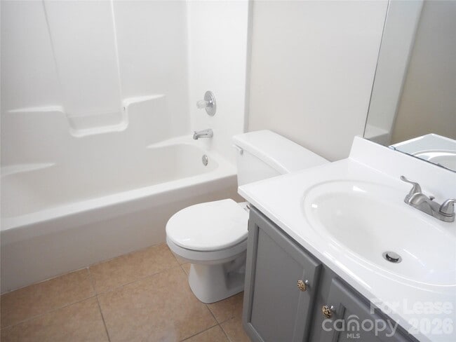 Building Photo - 6611 Flat Creek Dr