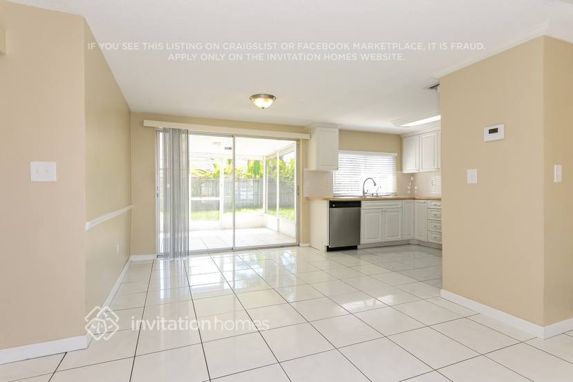 Building Photo - 3824 Sail Dr