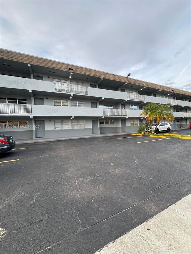 Building Photo - 11195 SW 1st St