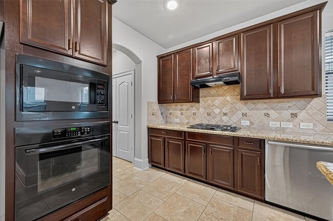 Building Photo - 8338 Sedona Ridge Dr
