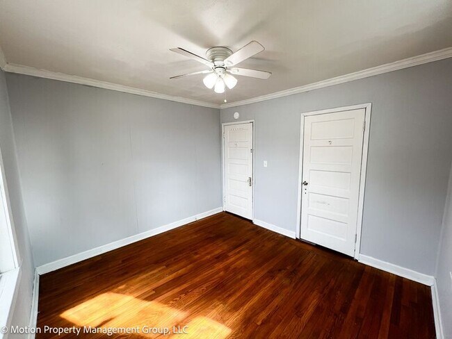 Building Photo - 1814 S Holly St