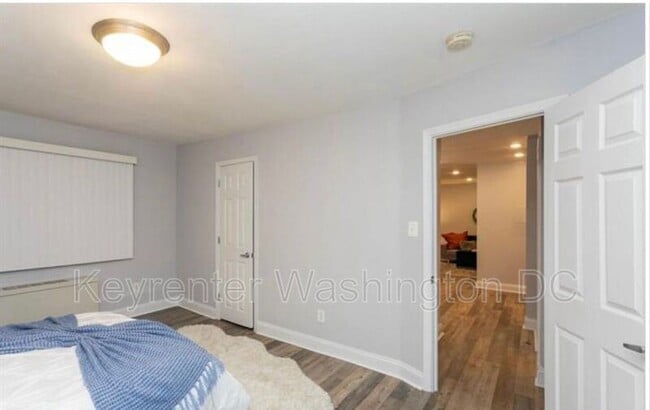 Building Photo - 1001 Chillum Rd