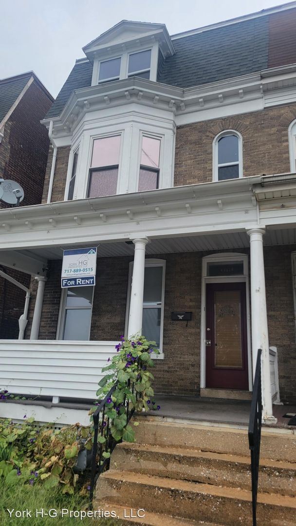 Primary Photo - 5 br, 2 bath House - 613 S Albemarle Street