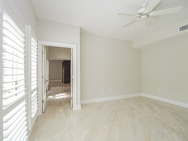 Building Photo - 8405 Red Bay Ct