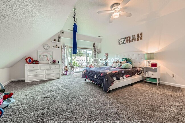 Building Photo - Charming Four Bedroom Home in Rockcreek!