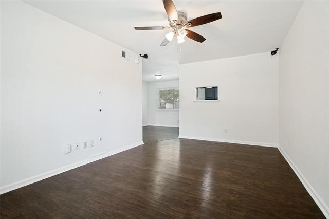 Building Photo - 1005 Phillips Cir