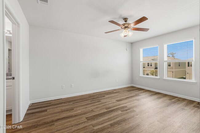 Building Photo - 1749 Jakes Dr
