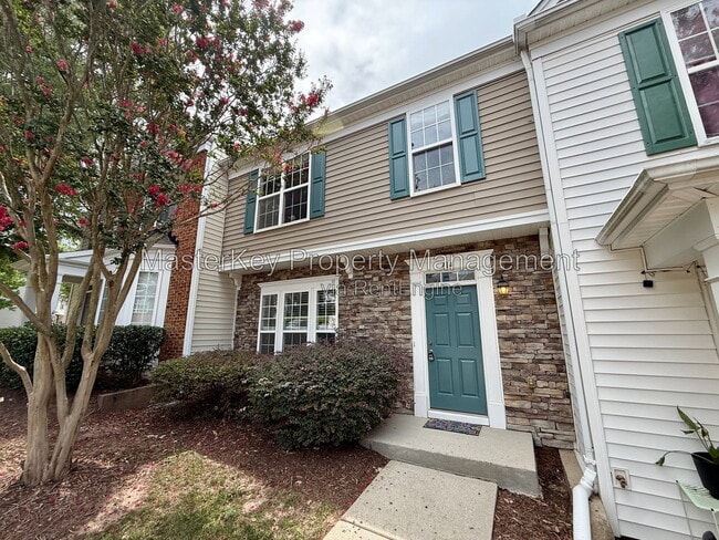 Building Photo - 414 Walnut Woods Dr