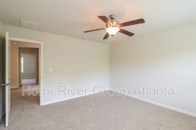Building Photo - 116 Daisy Cir