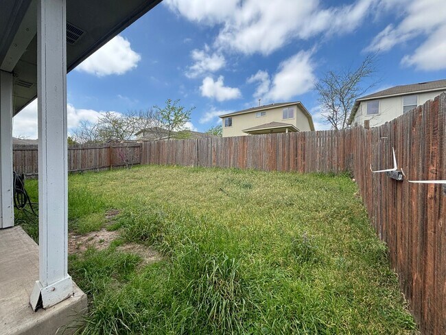 Building Photo - Gaston-Sheldon -Pflugerville