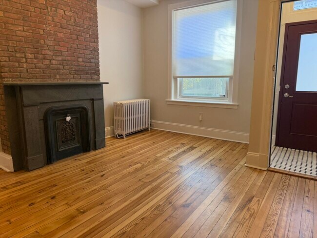 Building Photo - 60 Astor Pl