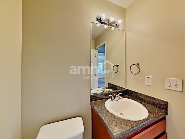 Building Photo - 1710 Tuftstown Ct