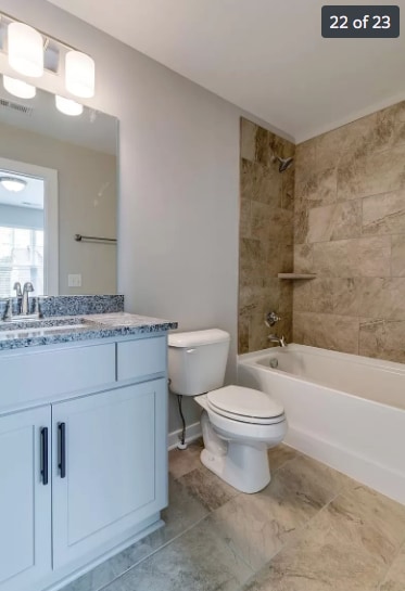 Guest bath - 2343 Patrick Ave