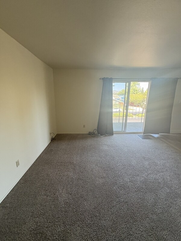 Building Photo - 1305 Southwest Blvd