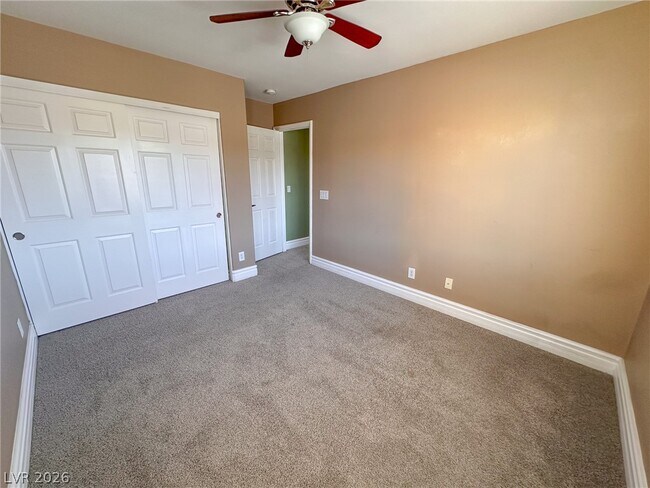 Building Photo - 142 Castle Course Ave
