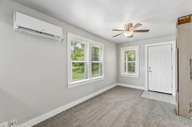 Building Photo - 2 bed, 1 bath home in Lexington, OK