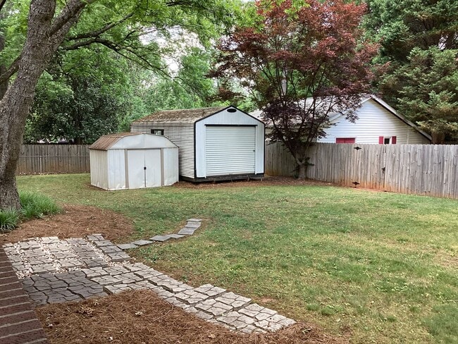 Building Photo - 4br 2ba Executive Home,  China Grove $1950 - AVAILABLE NOW!