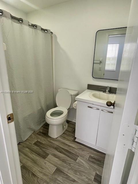 Building Photo - 7872 Sanibel Dr