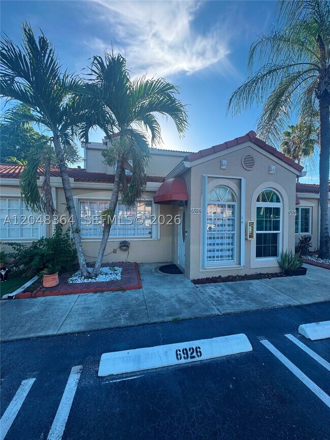 Building Photo - 6926 NW 166th Terrace
