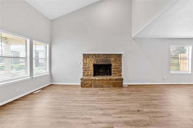 Building Photo - 7008 S 78th E Ave