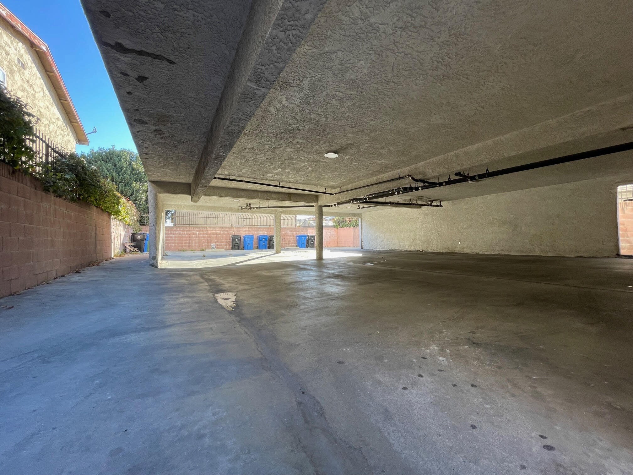 Building Photo - 16126 S Ainsworth St