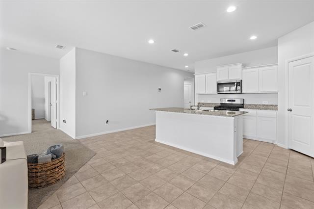 Building Photo - 709 Mount Vis Ln