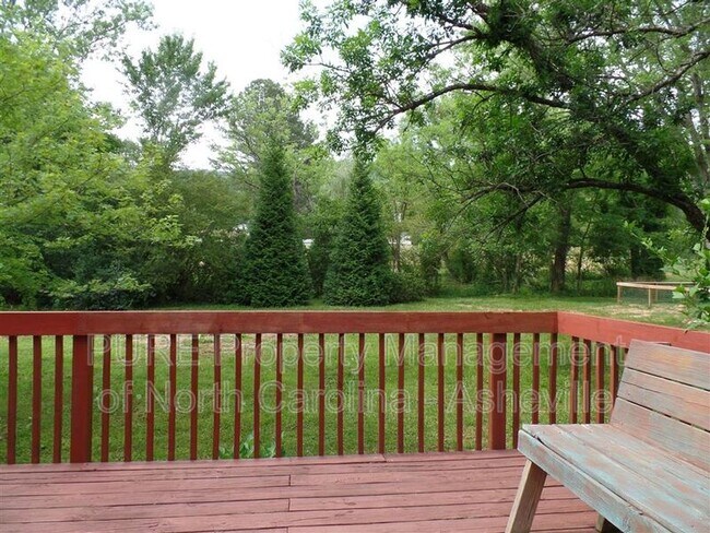 Building Photo - 468 Beaverdam Rd