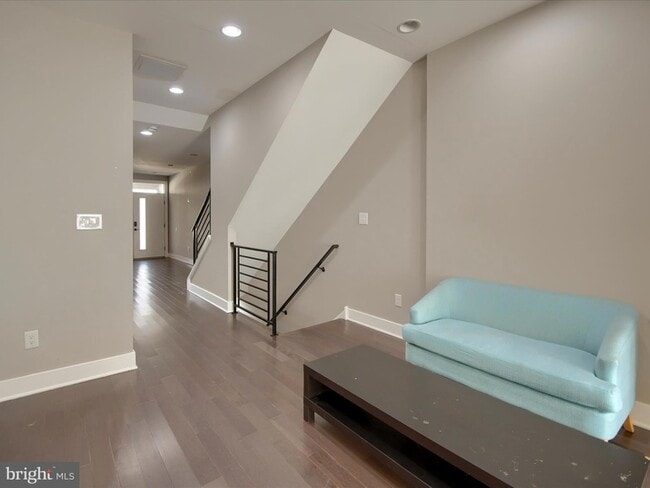 Building Photo - 3822 Manayunk Ave