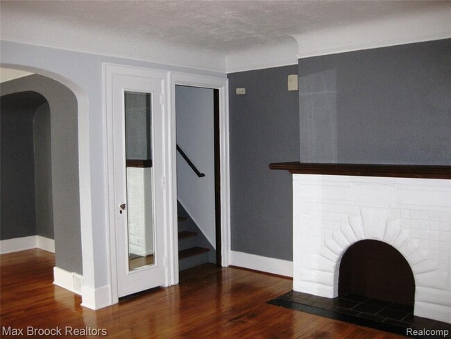 Building Photo - 1265 Franklin Rd