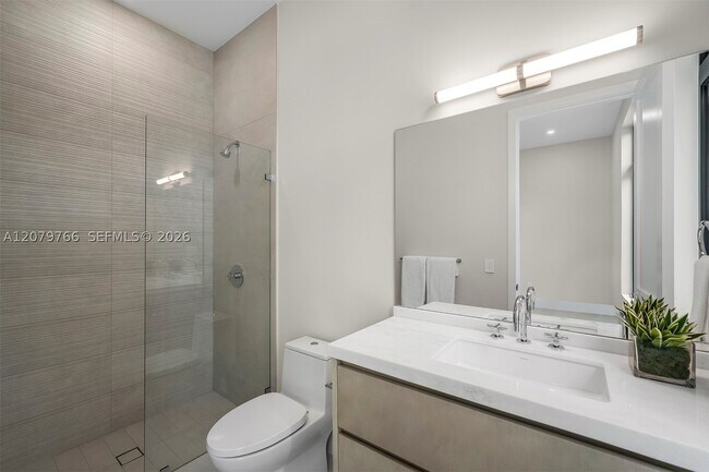 Building Photo - 10860 SW 67th Ct