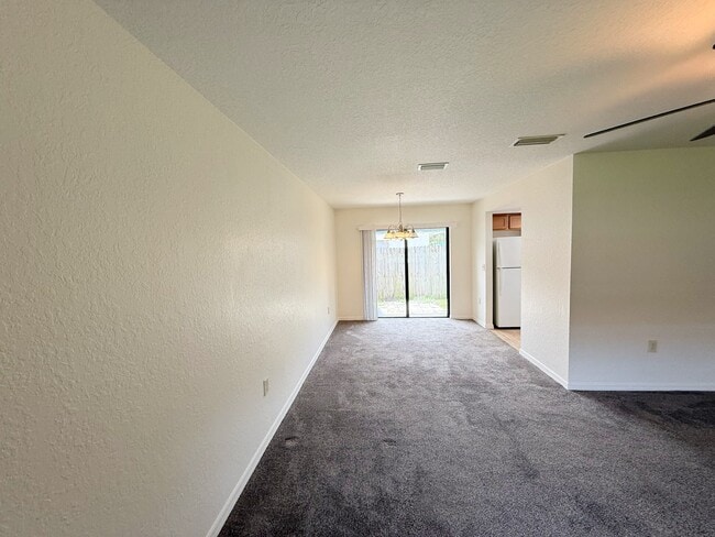 Building Photo - 1362b Boylan Ave