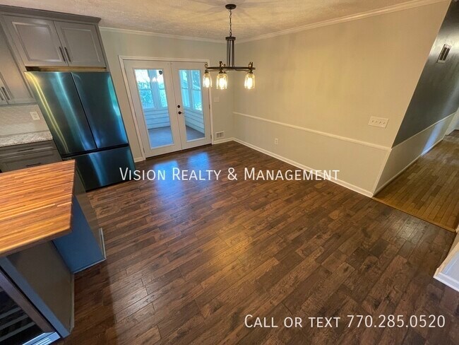 Building Photo - 117 Bascomb Dr