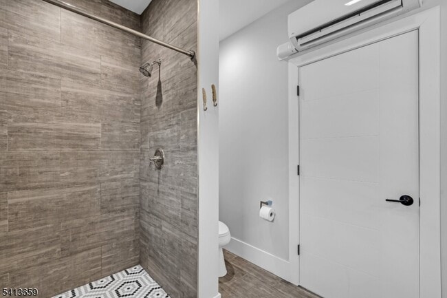 Building Photo - 10 McCready's Alley