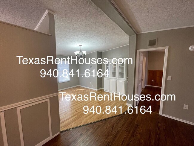 Building Photo - 820016.13