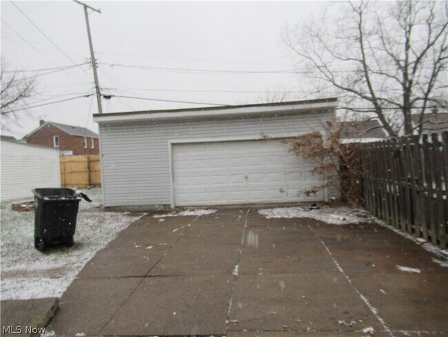 Building Photo - 4480 W 148th St