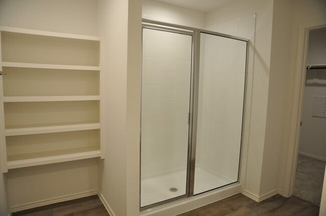 Building Photo - 31303 Yatesbury Ln