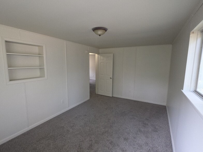 Building Photo - 2428 Archdale Blvd