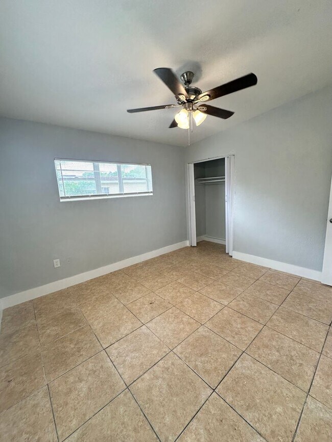 Building Photo - 4-Bedroom Home with Modern Touches!