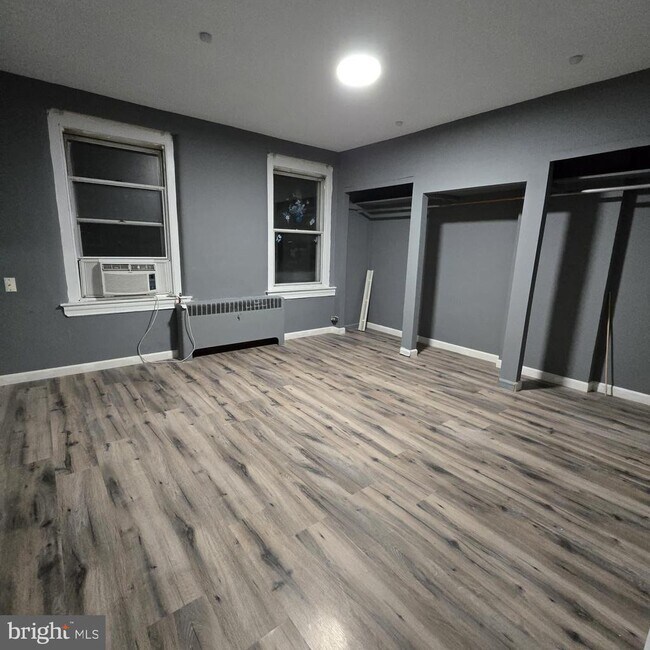 Building Photo - 614 N Cannon Ave