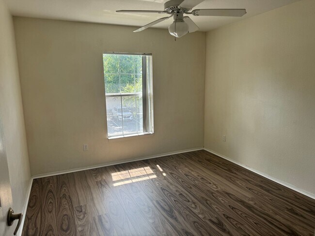 Building Photo - Nautilus Cove 2 Bedroom 2 Bath
