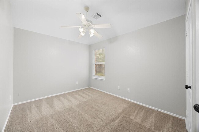 Building Photo - 119 Aguilar Dr