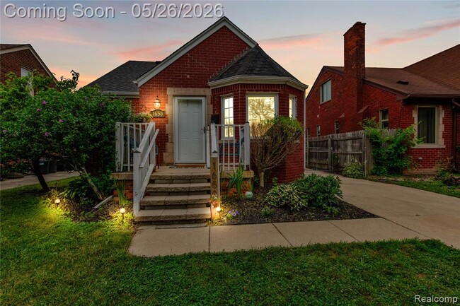 Building Photo - 1650 19th St