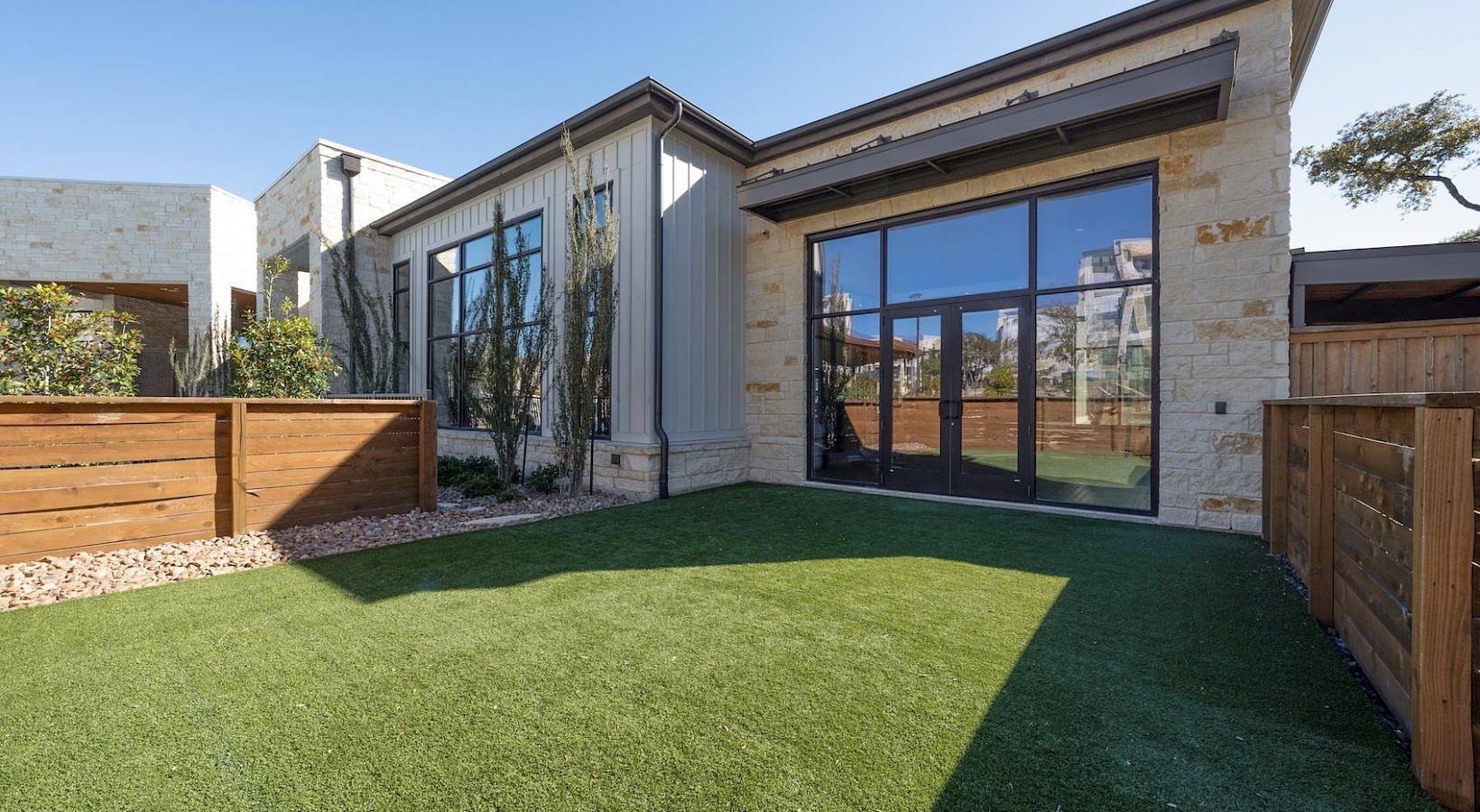 Building Photo - 17715 Overlook Loop