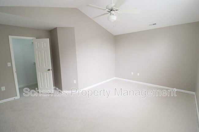 Building Photo - 2023 Bulon Dr