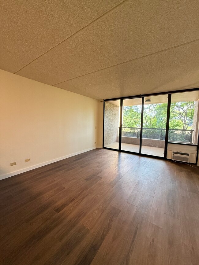 Building Photo - 75-5865-5865 Walua Rd