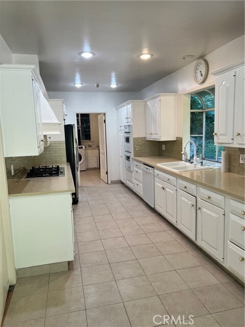 Building Photo - 123 N Glenroy Ave