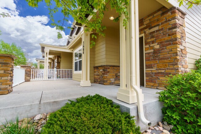 Building Photo - 5604 Saint Patrick View