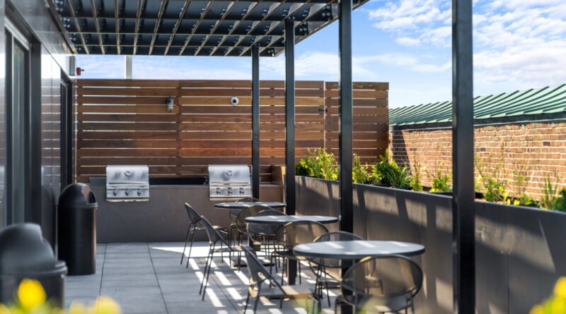 Building Photo - 1130 W Lawrence Ave