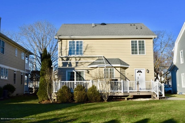 Building Photo - 613 Monmouth Ave
