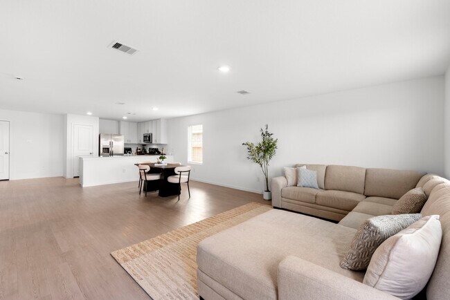 Building Photo - 16707 Rolling Pasture Ln